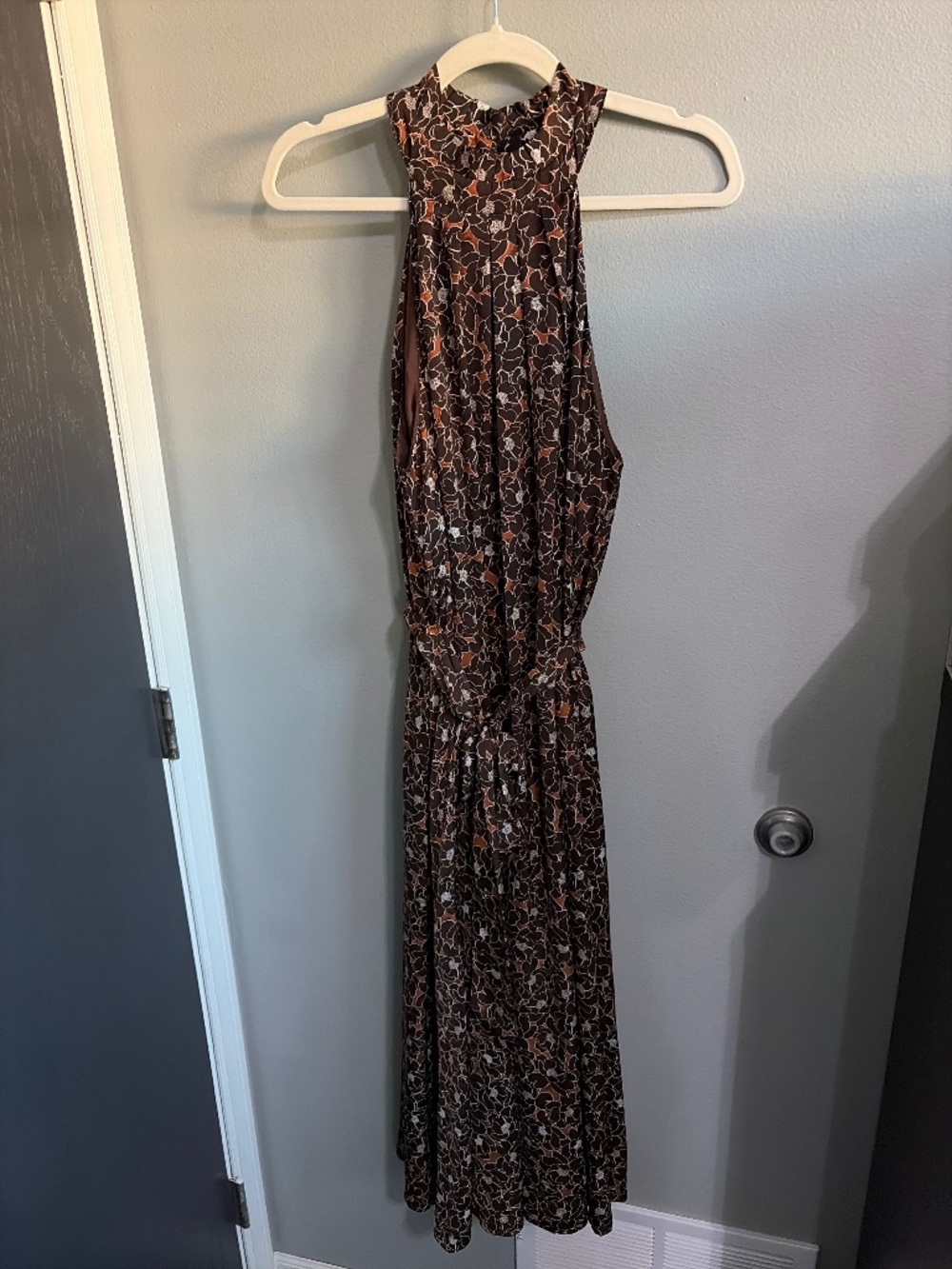 💛 Banana Republic Halter Midi Dress 💛